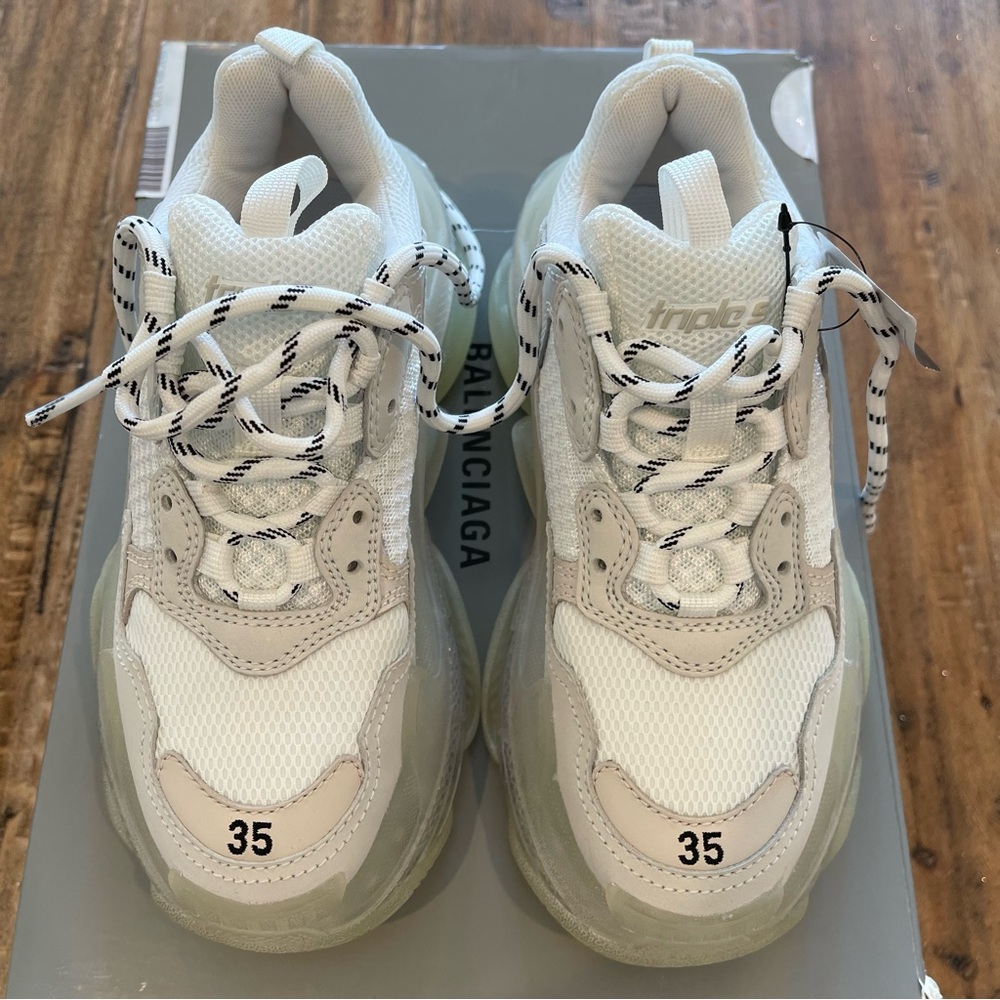 NEW Balenciaga triple S Sneakers